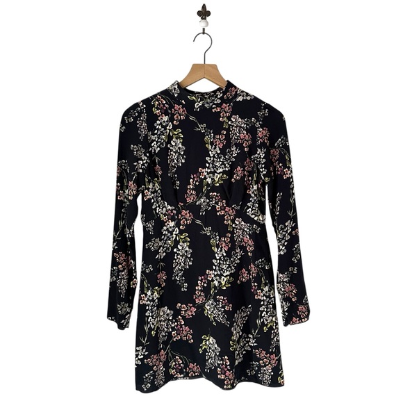 Stone Cold Fox Woody Dress Black Floral Long Sleeve Mini Keyhole Back Size 0 NWT - Picture 3 of 12